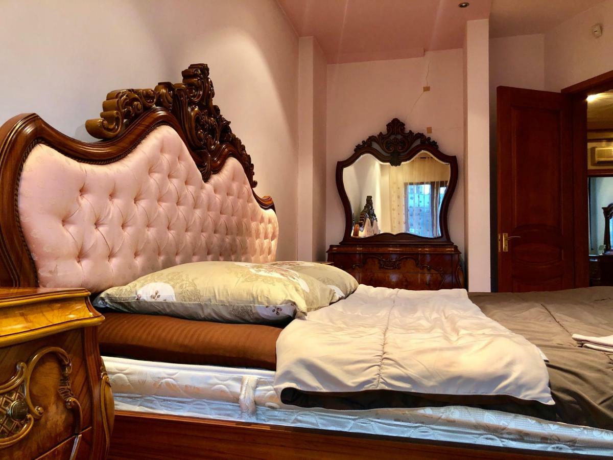 Luxury Tumanyan Apartment 耶烈万 外观 照片