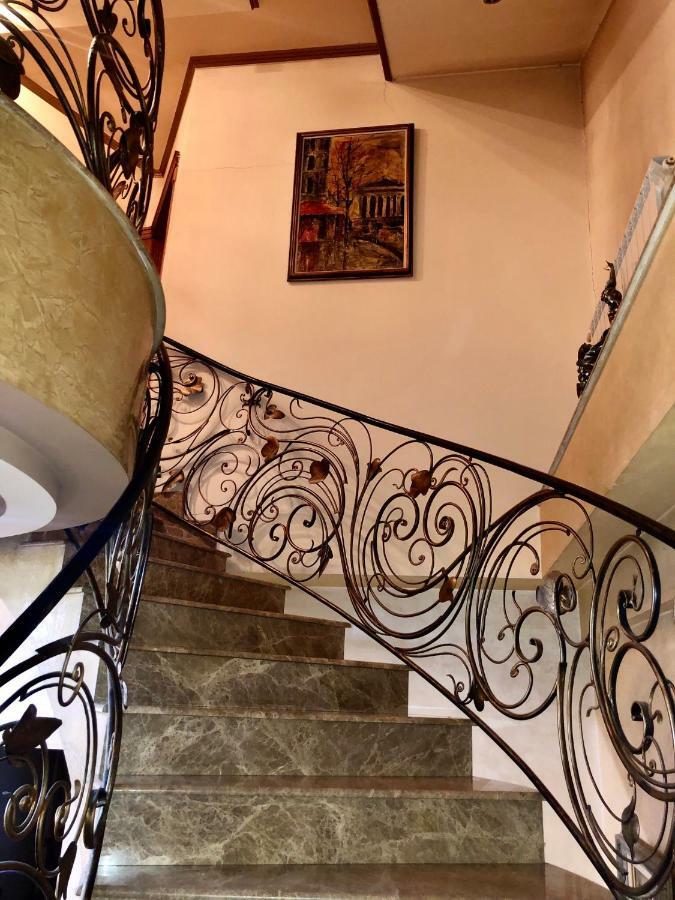 Luxury Tumanyan Apartment 耶烈万 外观 照片
